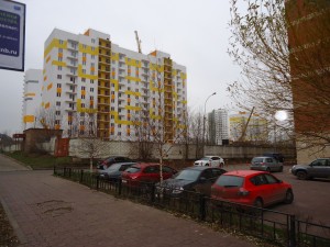 3 готовых дома.JPG