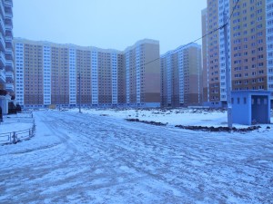 Двор между 9-10к.JPG