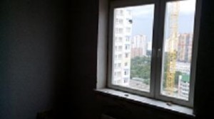 двушка маленькая комн.JPG