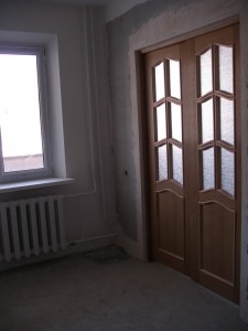 Выход из кухни в зал.jpg