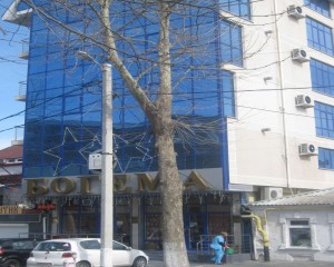 IMG_1012_thumb.jpg
